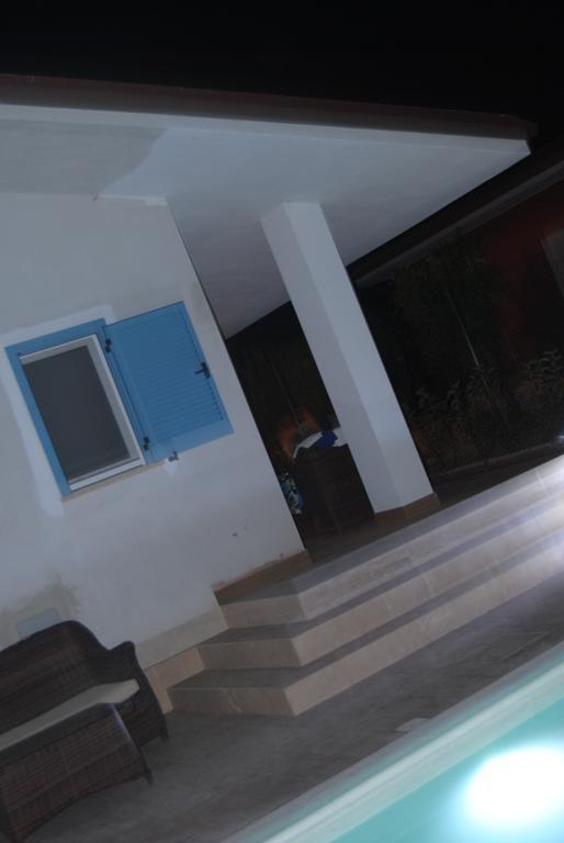 B&B La Gatta Sul Tetto Borgo san Donato  Exterior foto