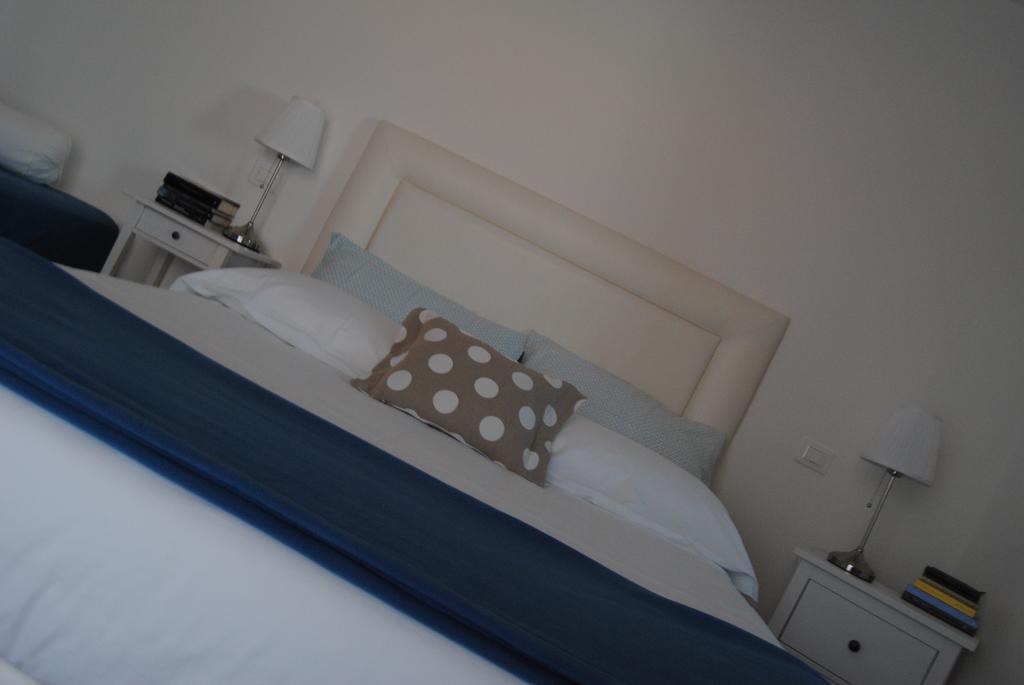 B&B La Gatta Sul Tetto Borgo san Donato  Exterior foto