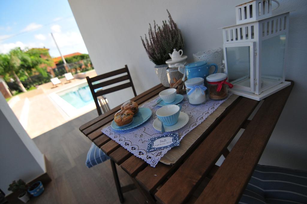 B&B La Gatta Sul Tetto Borgo san Donato  Exterior foto